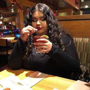 Meet your Posher, Sandra